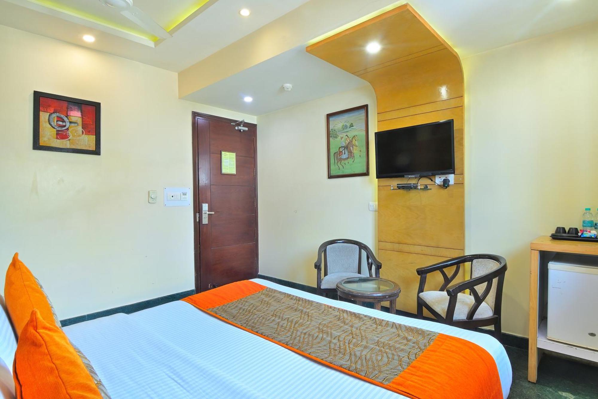 Hotel Hari Piorko Grand - 2 Min From New Delhi Railway Station Esterno foto