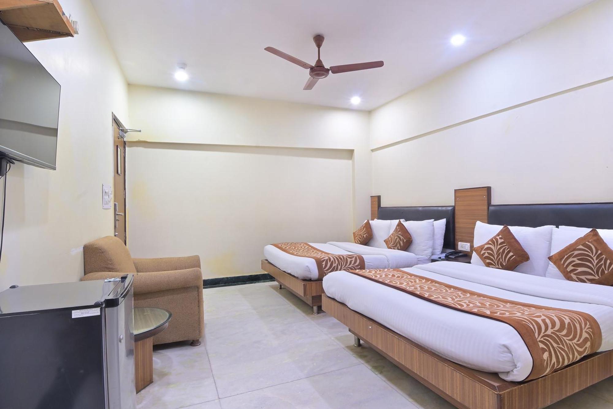 Hotel Hari Piorko Grand - 2 Min From New Delhi Railway Station Esterno foto